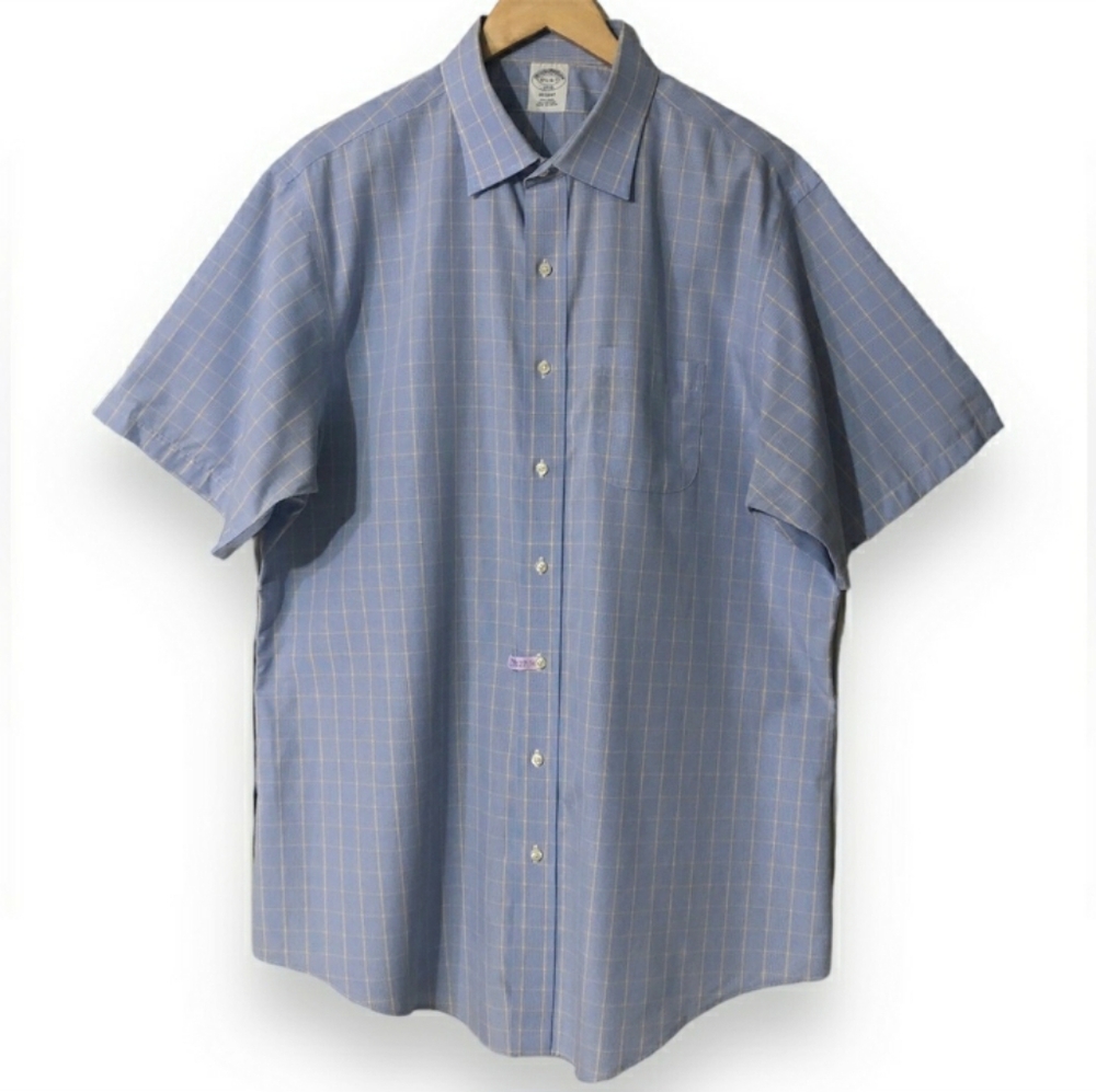 BROOKS BROTHERS Regent Fit Short Sleeve Button Front Shirt